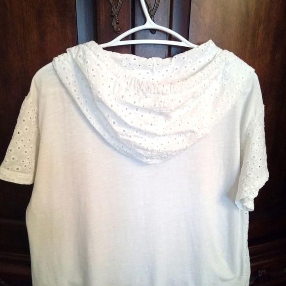 Elissia Eyelet Mixed Media Hooded Top - Picture 7 of 10